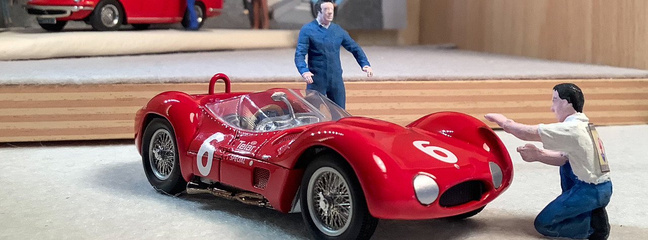 1DAE64BB-C599-421B-A384-832458CA1873