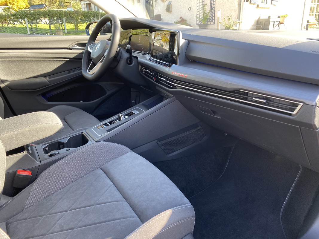 8FEADAF7-C9B0-4997-A065-3C9449D278DF