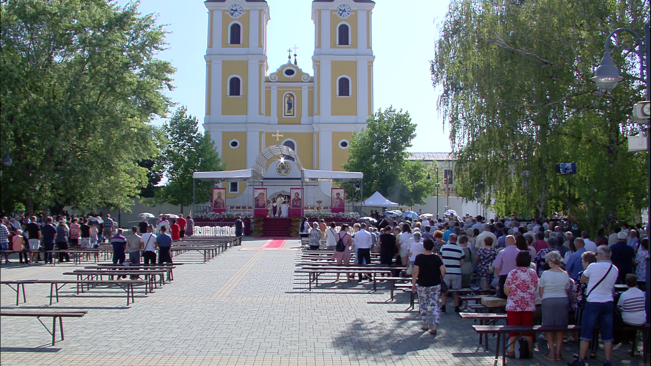 vlcsnap-2022-08-14-09h40m28s704.png