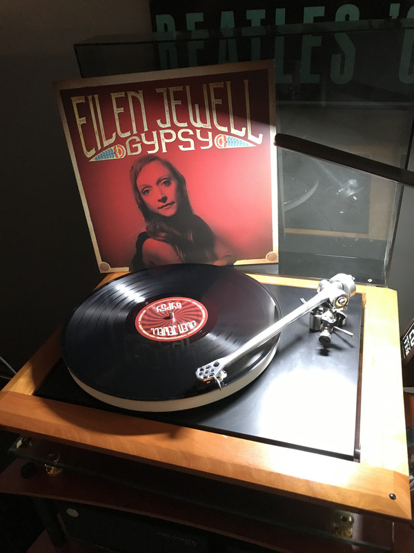 BA4D74C8-EA1A-4F7C-84EA-49F1A790754E