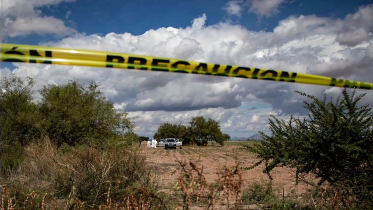 Madres buscadoras hallan hornos clandestinos y piel humana en El Salto, Jalisco