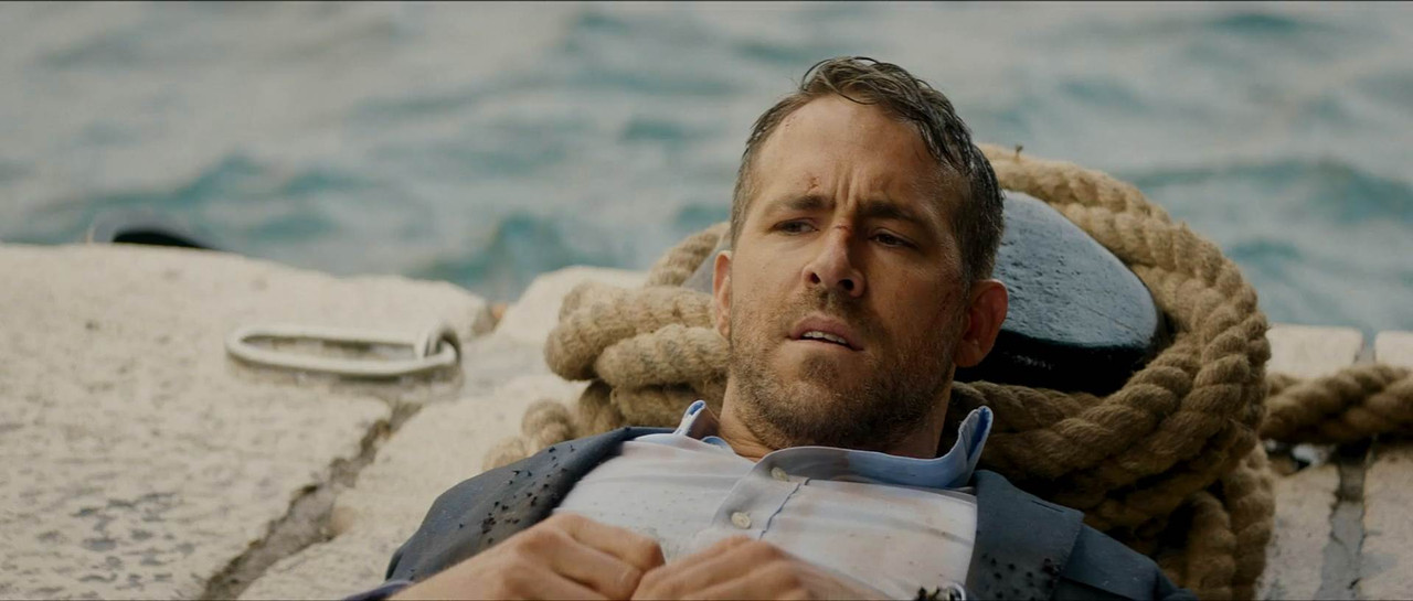 Hitman's Wife's Bodyguard 2021 BluRay [Hindi + Tamil + Telugu + English] 480p, 720p, 1080p ESub Screenshot