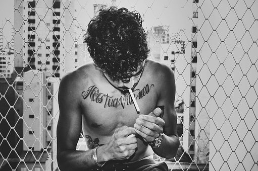 gangster-3830957-340.jpg