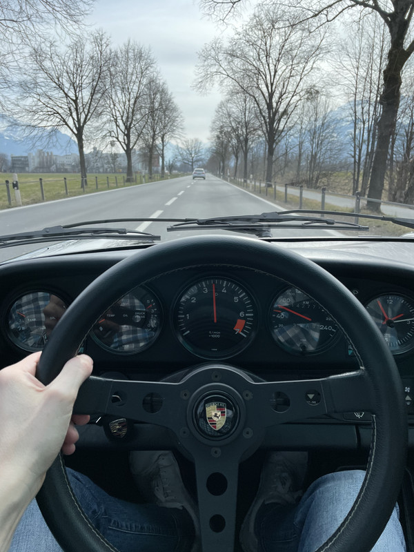 4CFD00DD-E96B-4B77-B462-A7DF0C173E9F