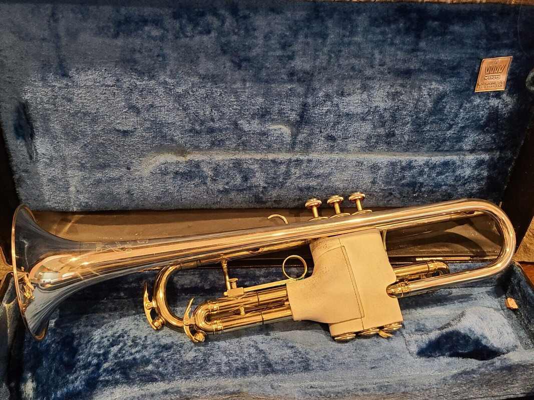 King 1965 Super 20 Silvertone Trumpet DB sn 414124 (4)