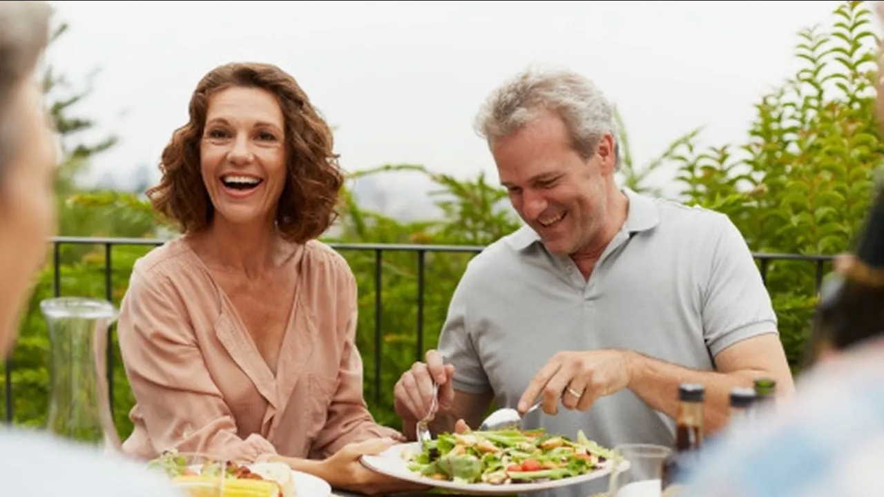 ¿Tienes 50 años o más? Necesitas consumir estos alimentos con magnesio