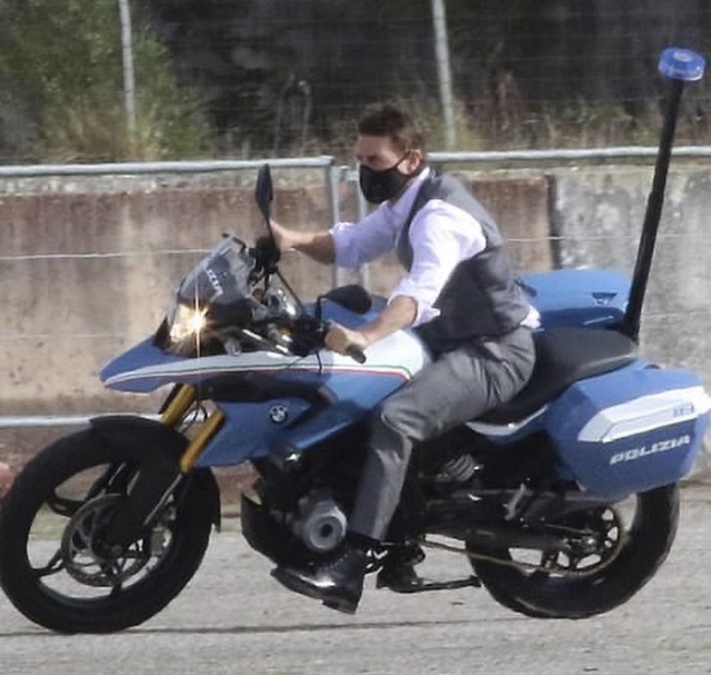 BD3FFF36-9722-4DA8-B895-8AD93828C896