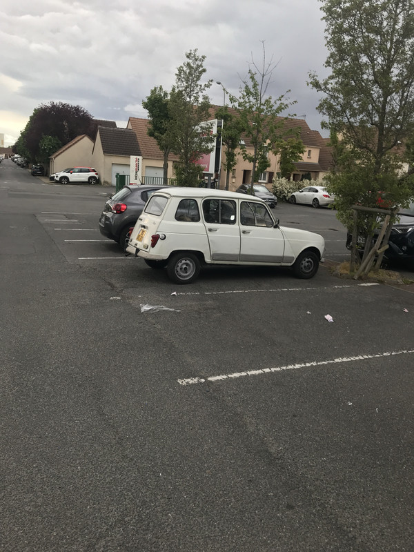 307DB37B-6F0A-42A3-9843-9E6DC711066D