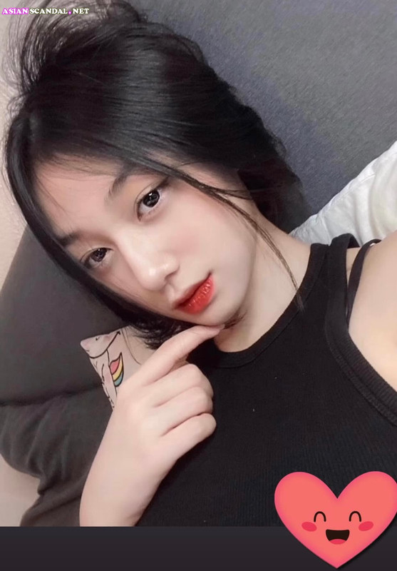 Fille vietnamienne Tran Ha Linh