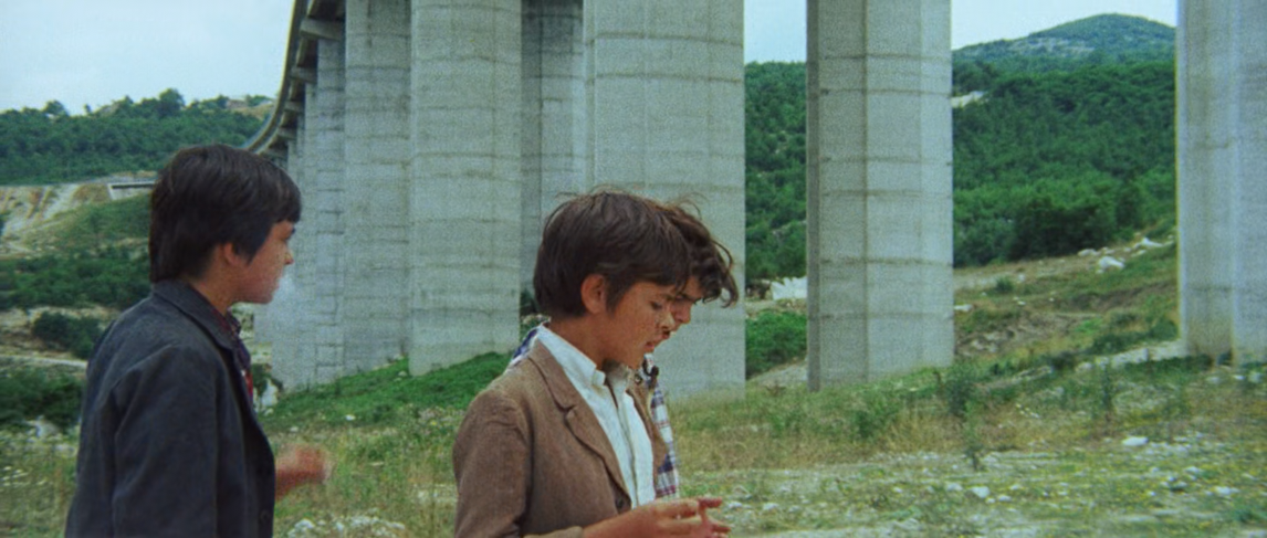 Non Si Sevizia Un Paperino (1972) BRRip.VOSE.mkv_snapshot_00.05.20.529