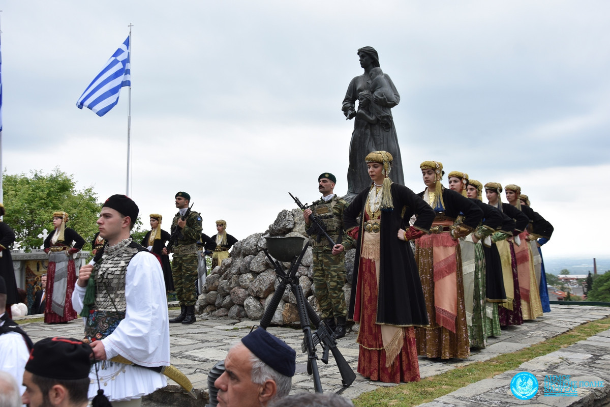 κορύφωση ολοκαυτώματος (24)
