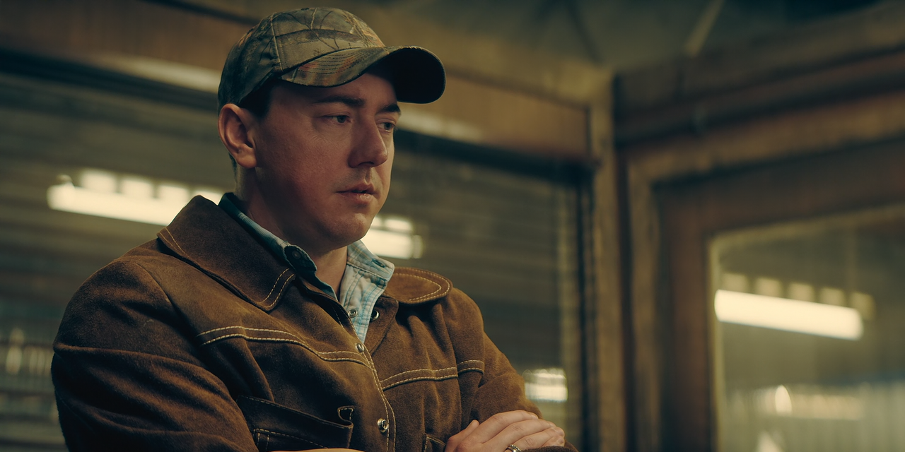 The.Peripheral.S01E03.Haptic.Drift.1080p.10bit.AMZN.WEB-DL.DDP5.1.HEVC-Vyndros.mkv_snapshot_00.54.35