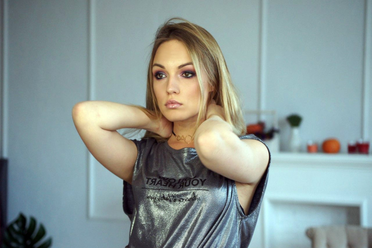 A874E740-A6D5-4FD6-8B46-004771F171BD