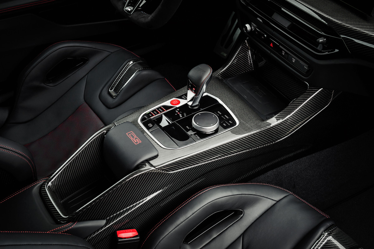 P90548585_highRes_the-all-new-bmw-m4-c