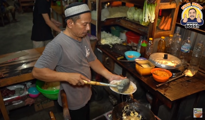 Sajian mi lethek di Bakmi Jowo & Mie Lethek Pandawa, Bantul, Jogja.
