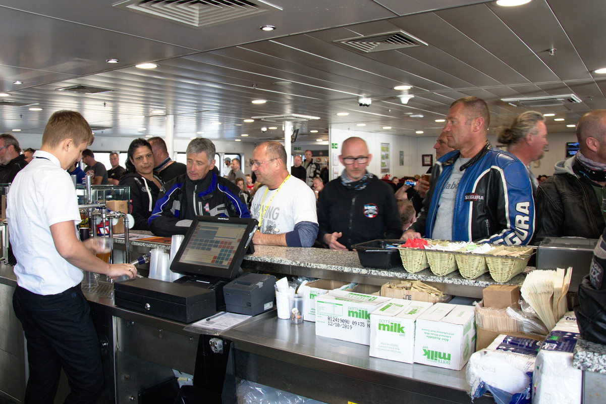 Vmax Tour 2019 au TT à l'île de Man R-DSC8080