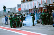 Temporada 2001 de Fórmula 1 - Pagina 2 Z015-33