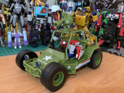 G-I-Joe-x-Transformers-Bumblebee-A-W-E-Striker-02a