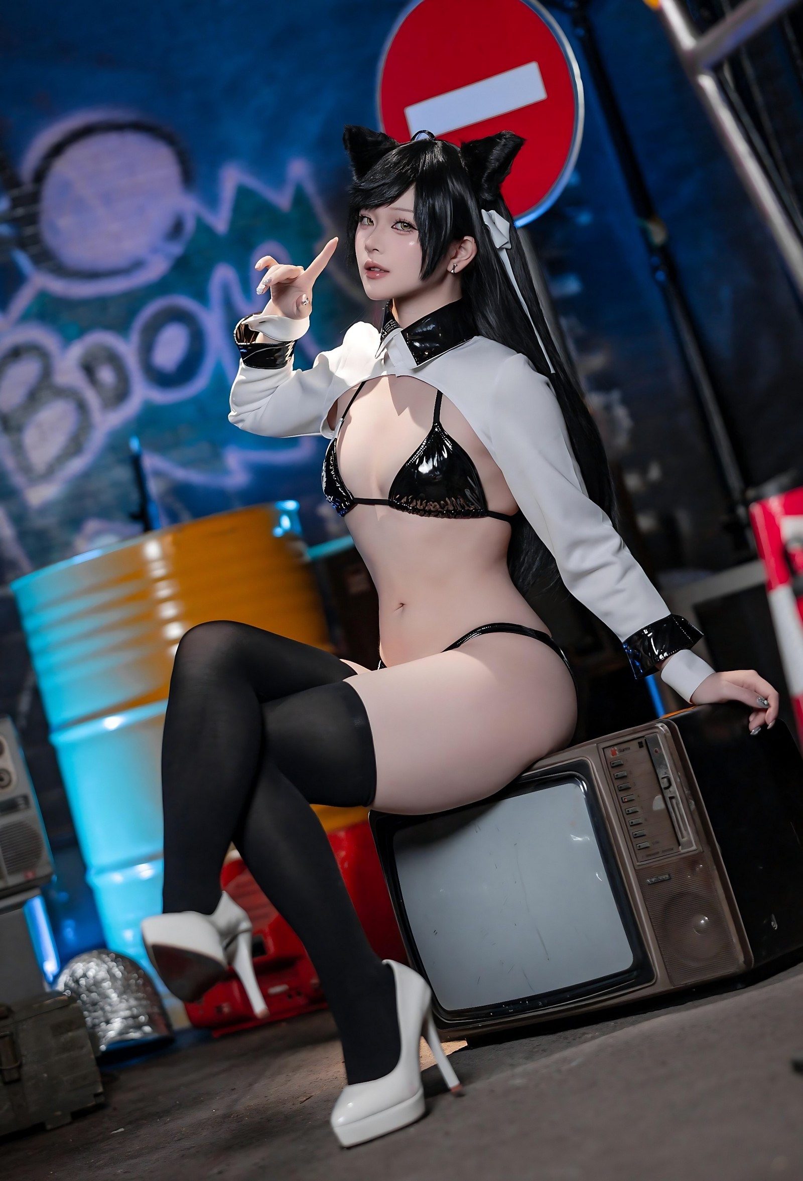屿鱼 Yuyu 碧蓝航线 爱宕 赛车服 Cosplay 写真图集（114P｜142MB）插图9