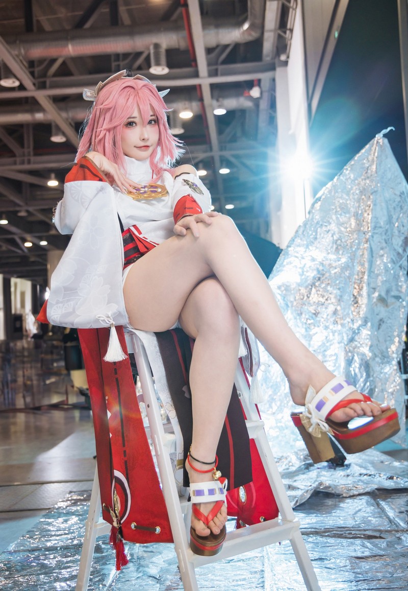 糖果果Candy 八重神子 Cosplay 高清写真【18P｜318MB】插图2