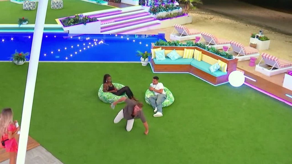 [Image: 2pb5z1an1gcu.jpg]