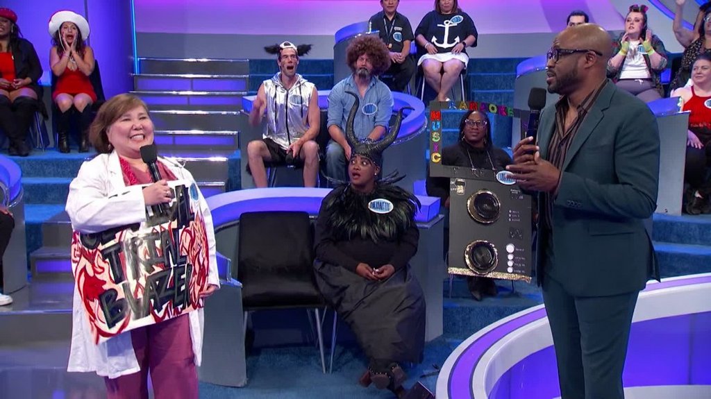 [Image: s6je7ry9skf0.jpg]