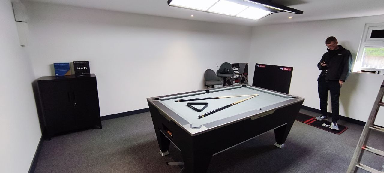 Large Triple-Table Games Room – Shrewsbury thumbnail 10