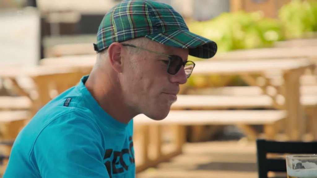 [Image: qahgzr1z72a4.jpg]