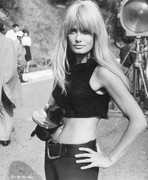 marisa-mell-c14