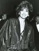 linda-gray-mb37