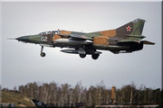 787-IAP-Mig-23UB-62-Blue-7902209-(4)