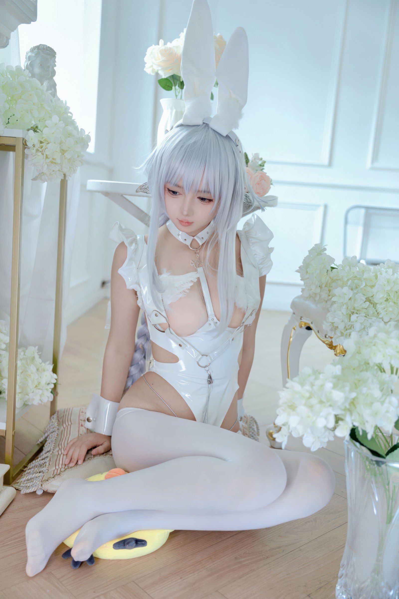 喜欢爱理吗套图：碧蓝航线恶毒·白兔COS高清写真（37P-219.3M）插图1