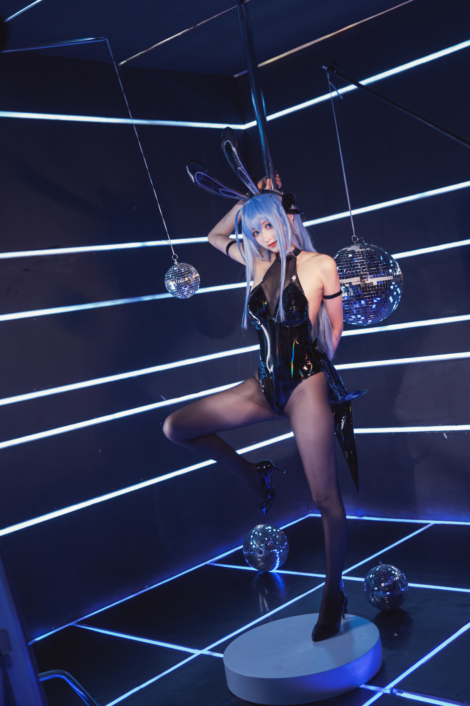 冬马路纱 新泽西 兔女郎 Cosplay 写真｜碧蓝航线角色 高清图集（35P｜424MB）插图2