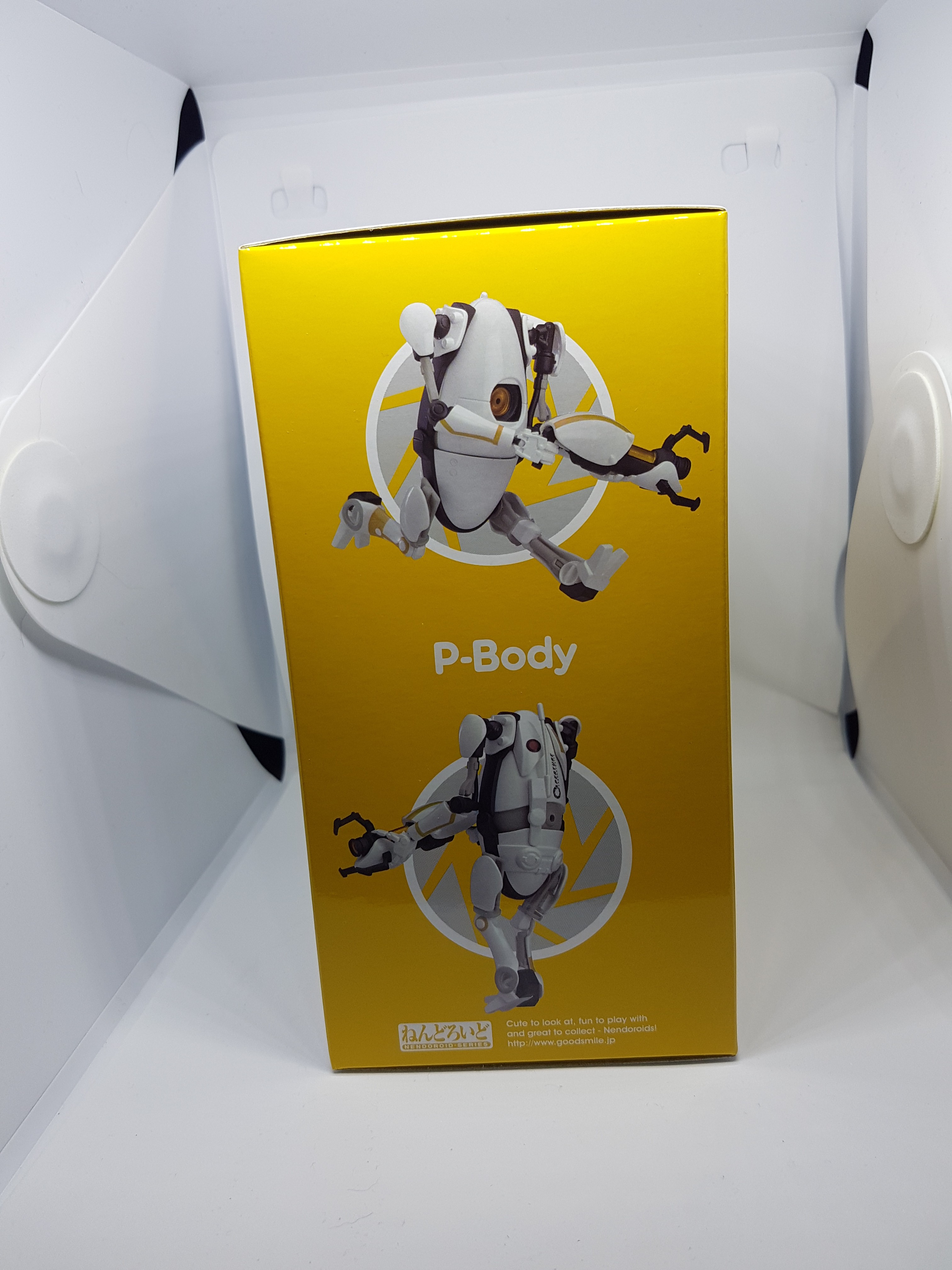Portal 2 ATLAS and P-Body Nendoroids Review