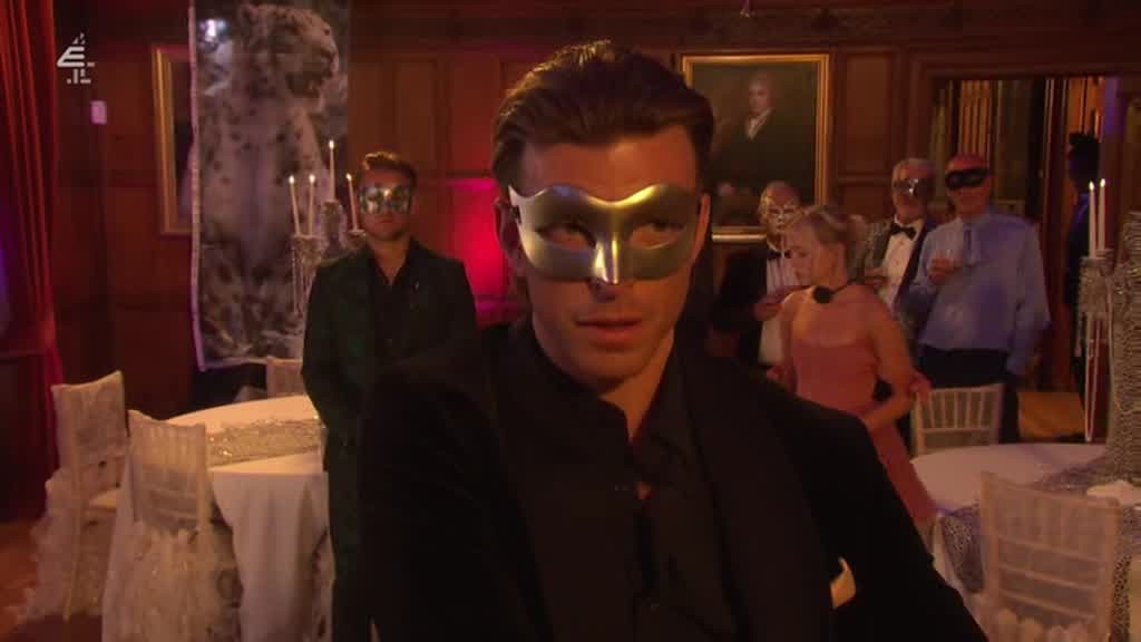 [Image: e6owb52tlf4o.jpg]