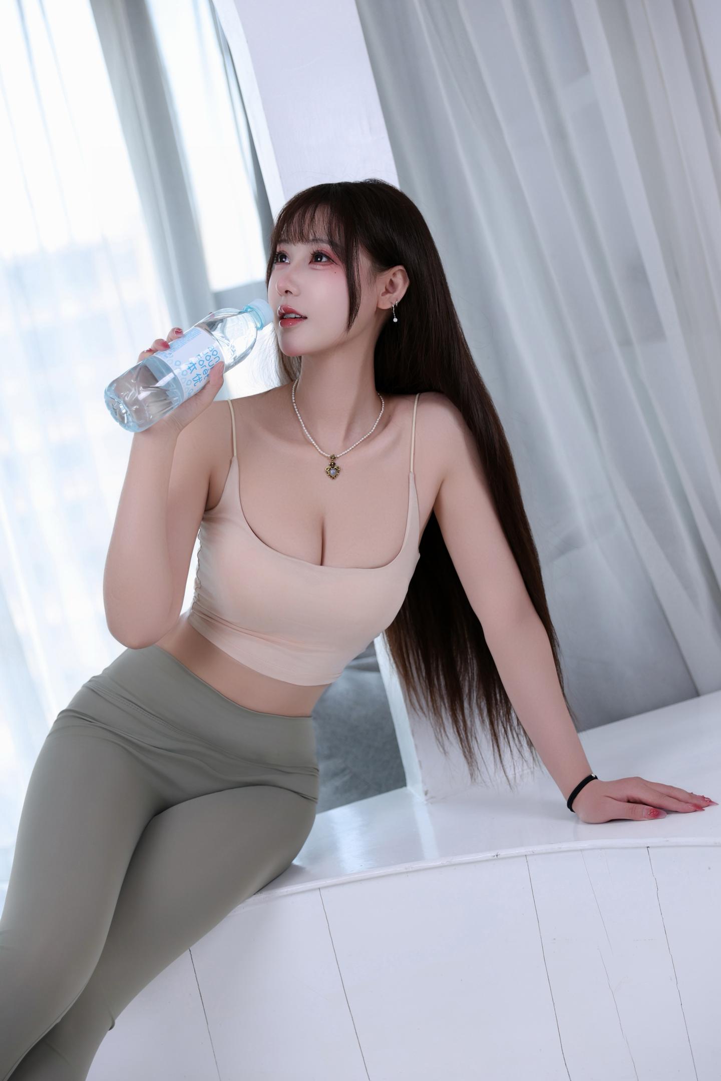 羽生三未 NO.022 瑜伽姐姐 14