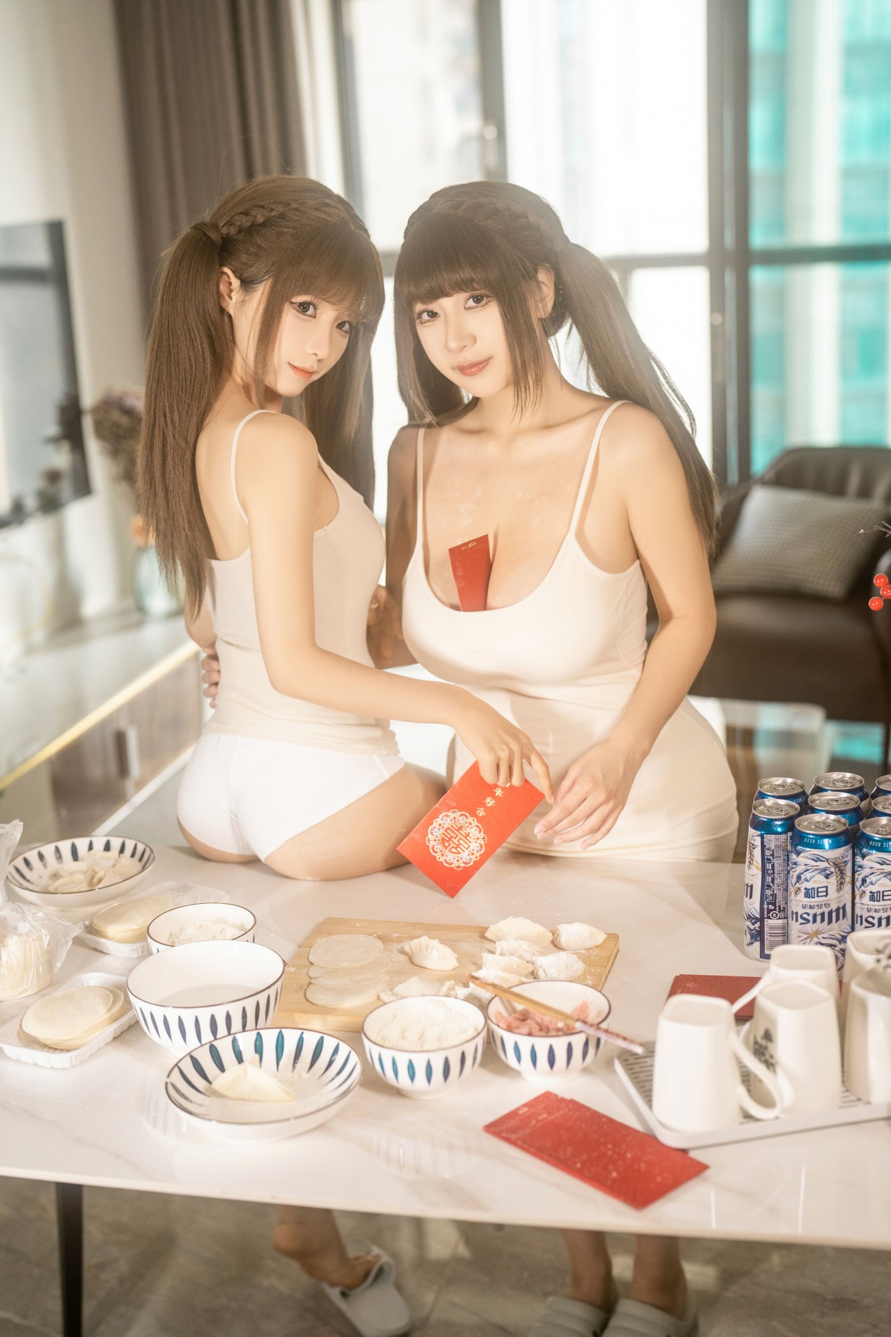 蠢 沫 沫 做爱图片《蠢沫沫 & 浅安安 – 双人新年贺岁》写真，这是双飞吗？插图9