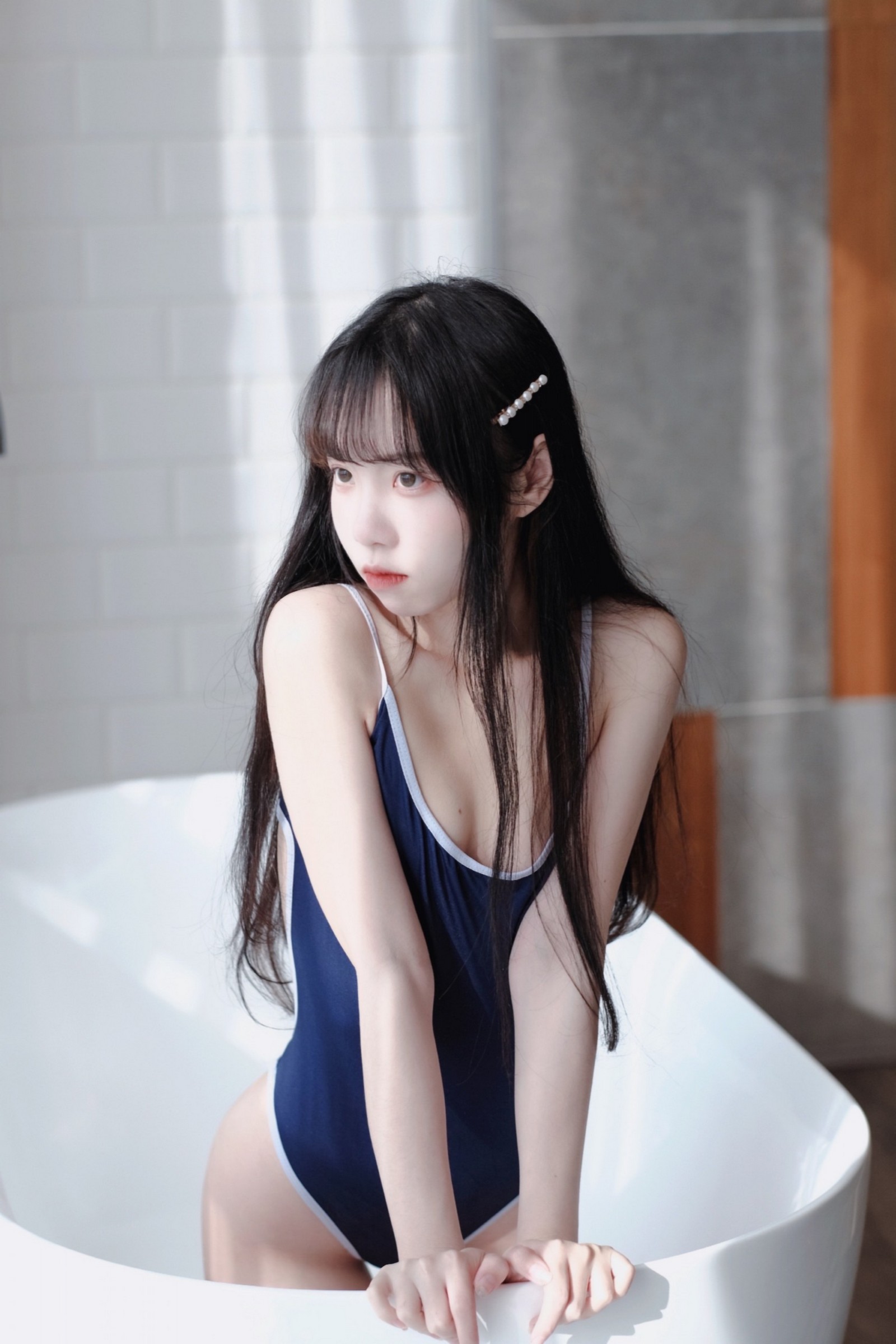 可可小白兔 追蹤起來 跟著🐰🐰去游泳！写真集 – 夏日主题 高清图 [7P-20MB]插图1