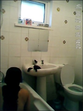 [Image: Voyeur32915143131.jpg]