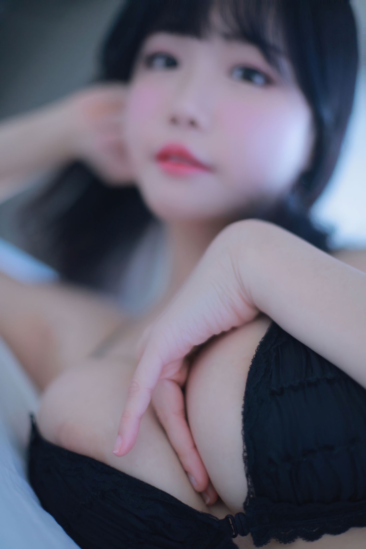 addielyn 에디 린 Night View of 夜景写真，辣妹也能穿出温柔杀插图2