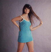Caroline-Munro-c83