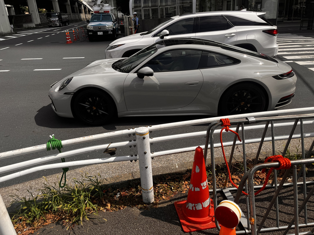 AFA026C2-2096-47AA-A9D5-505D282D9CCC