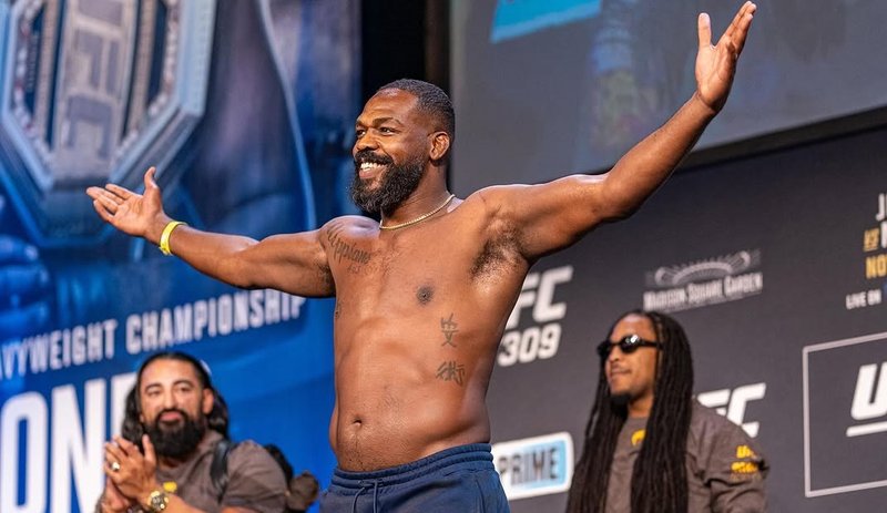 Джон Джоунс: Искам да направя колкото се може повече пари в UFC