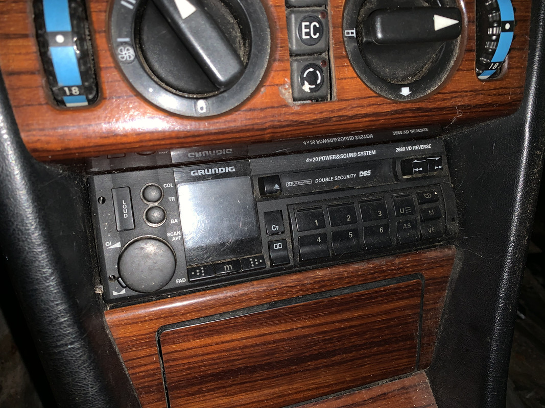 88CE5FF7-C470-4400-81E3-D61183523151