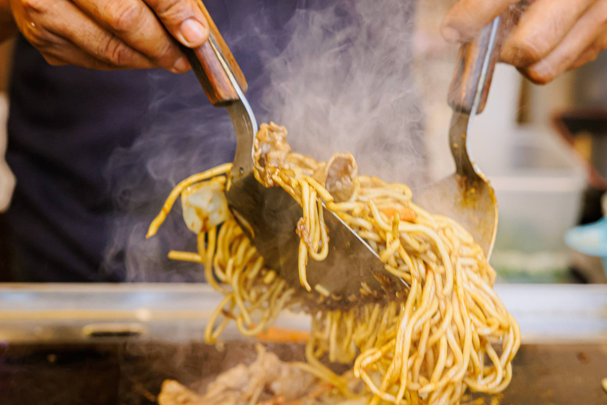 6] ยากิโซบะ ร้าน Matsuri