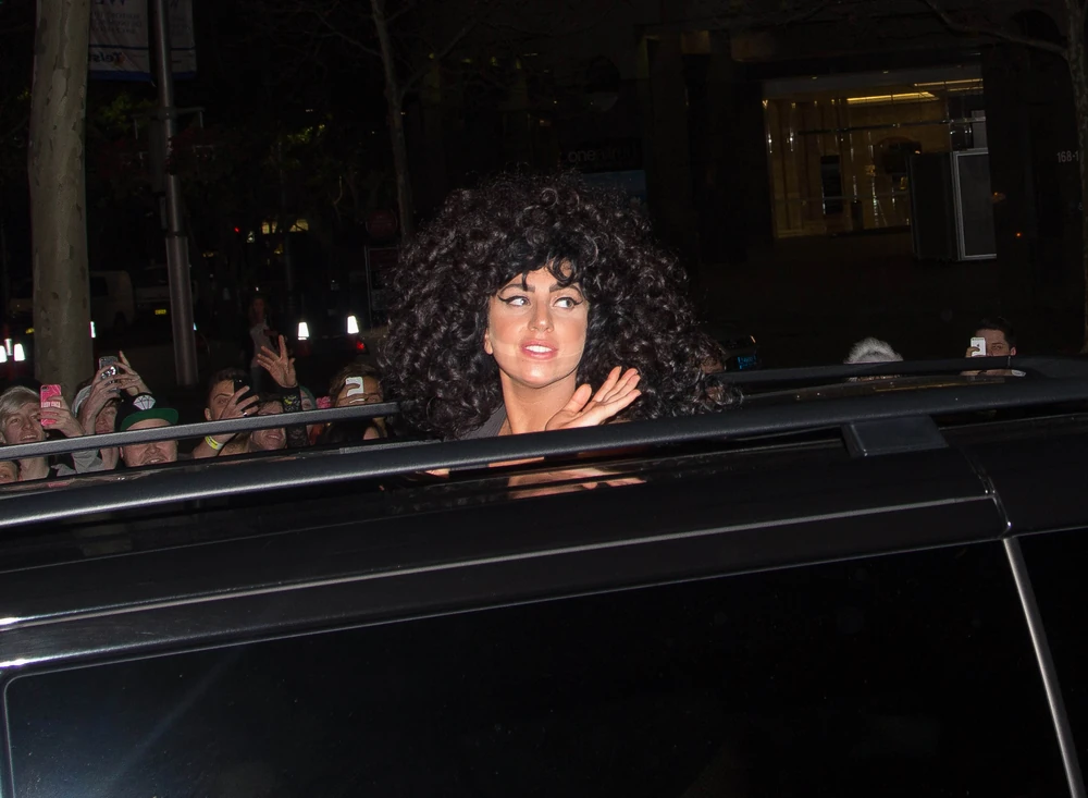 8-31-14-Arriving-at-Hotel-in-Sydney-001.