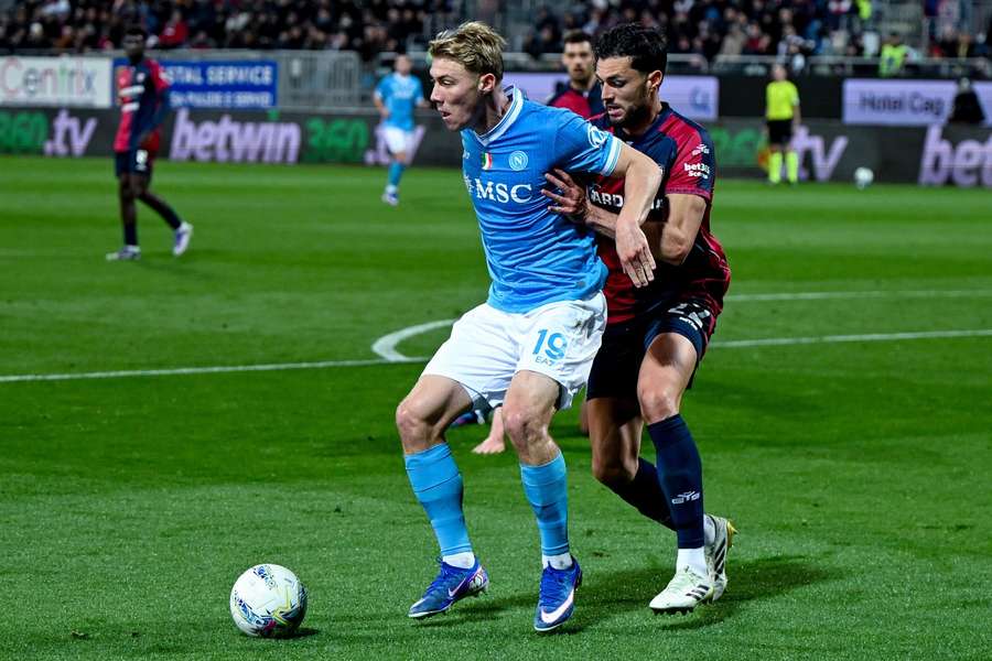 Napoli vs Lazio, 22h59 ngày 18/04
