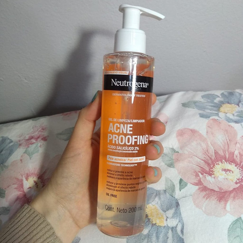 Neutrogena Gel de Limpeza Acne Proofing, 200ml