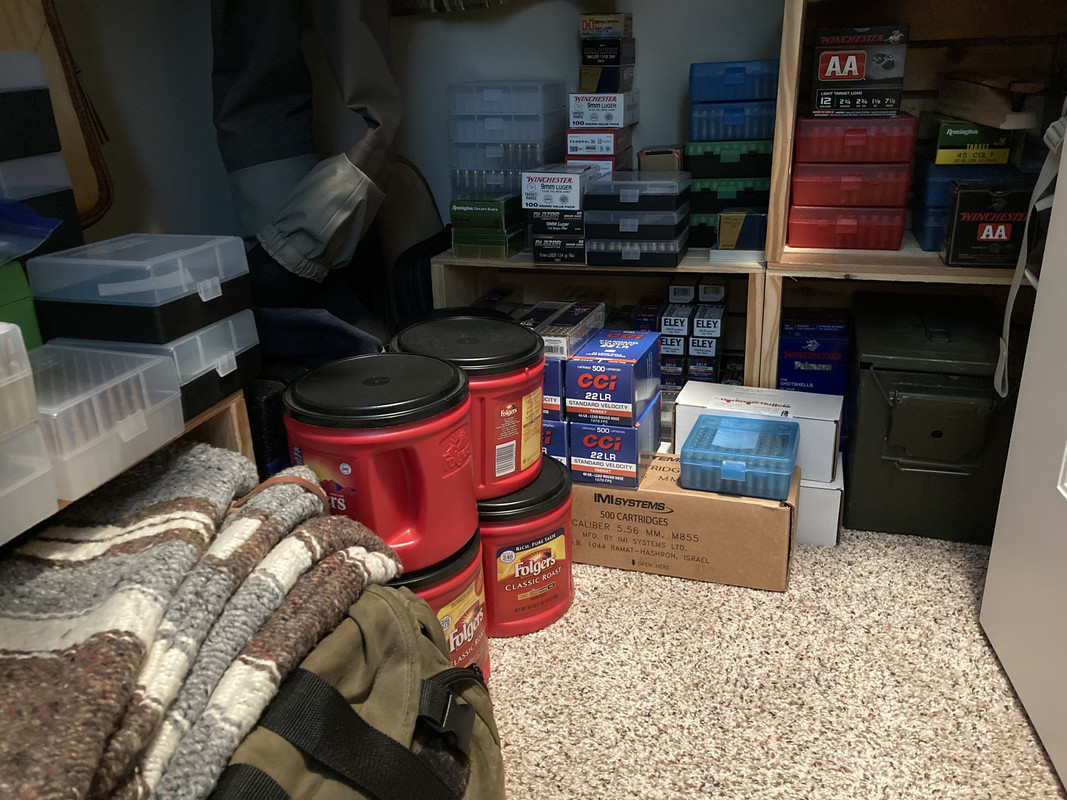 1B586B06-7BB8-4FCE-9833-39B74E742BB7