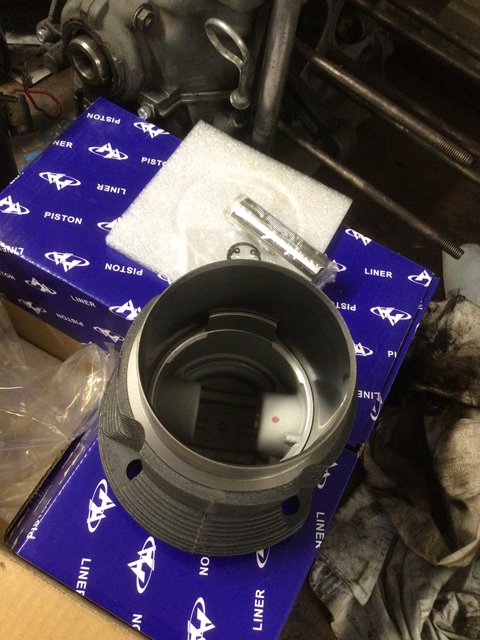 88D40ADC-11DD-4D77-A0BF-7EB417B85B14